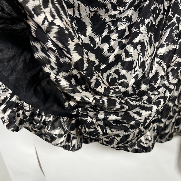 NEW! BCBG MAXAZRIA Silk Ikat Floral Strapless Mini Dress 2 Black Tie Front $260 - Picture 7 of 9